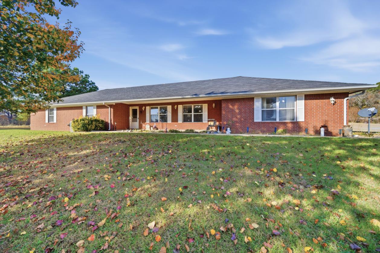40-Acre Equestrian Estate with Home - photo 1