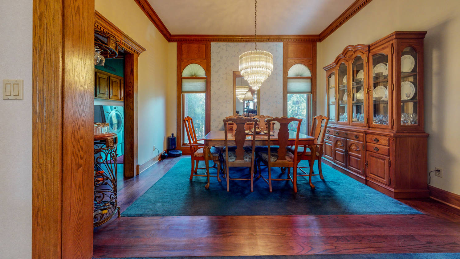 Potential Equestrian Estate 32 Acres Fenced Pasture 10,000 SQ FT