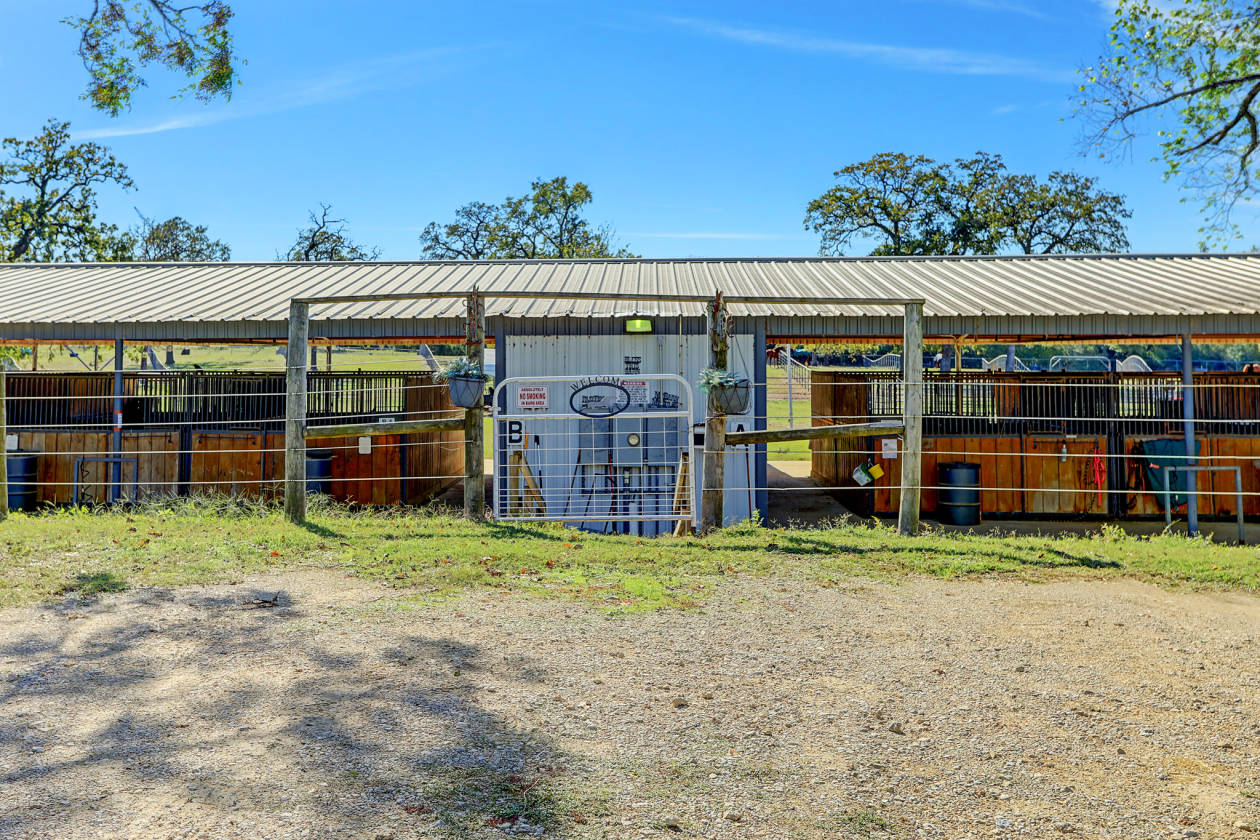 Equestrian Boarding estate, 38 +acres, 21 stall barn in College