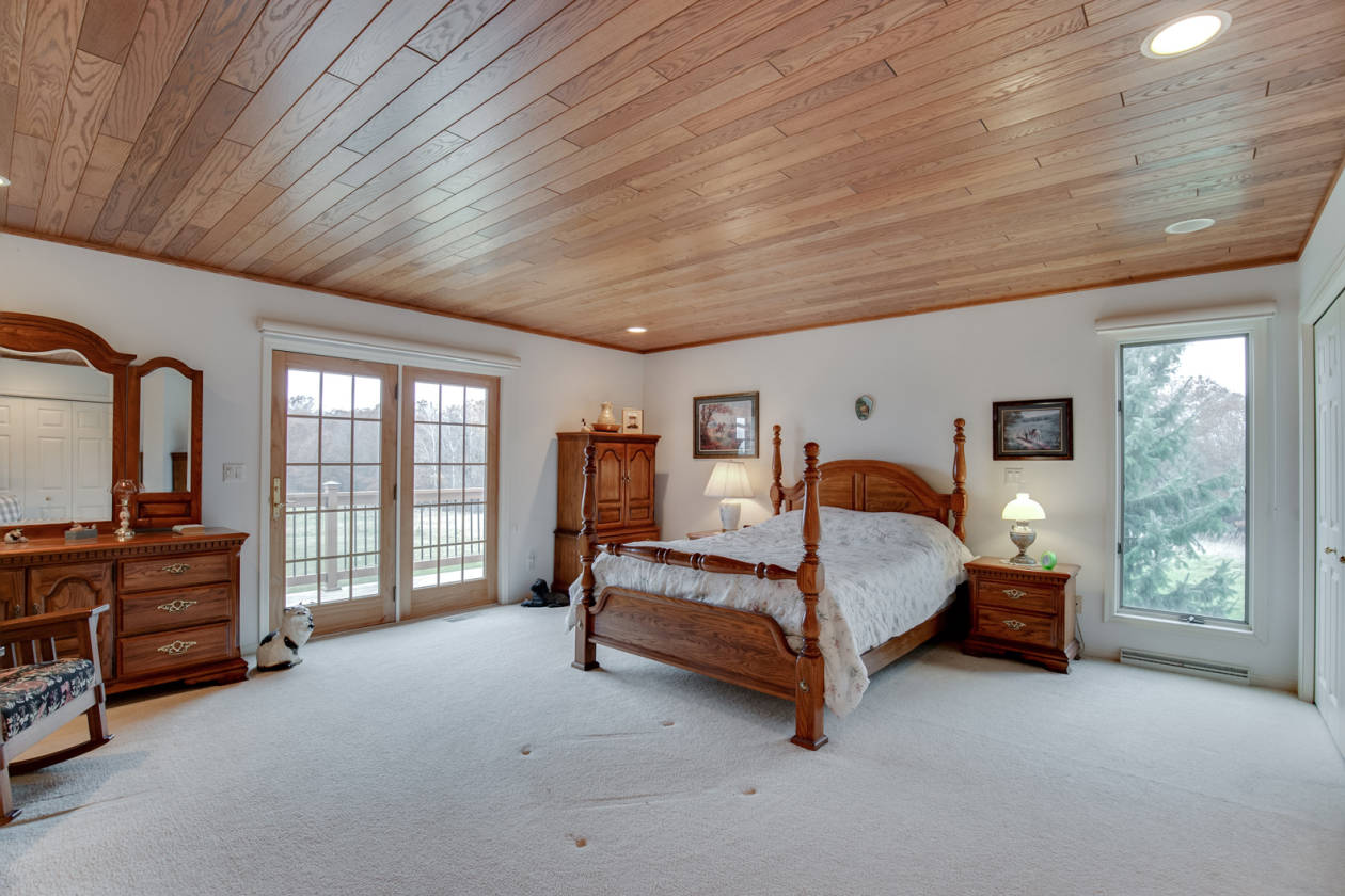 88 Acres with Horse or Livestock Capabilities. Also Buildable River