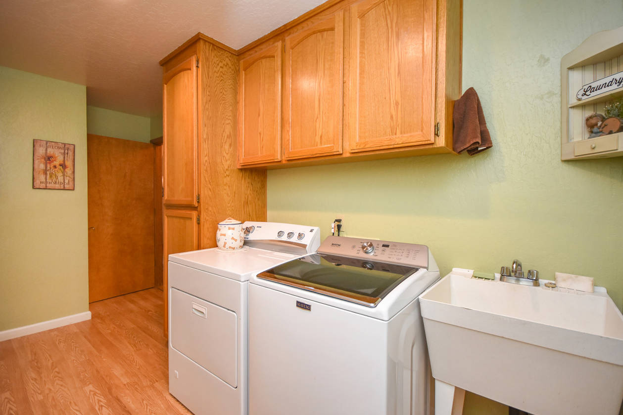 Spacious custom home on 2.95 acre horse property with stunning