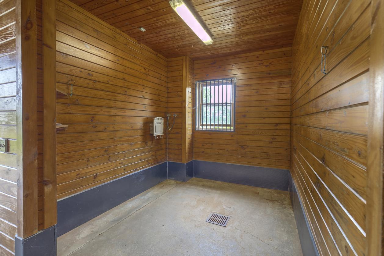 Thoughtfully Designed Horse Farm & Home - photo 5