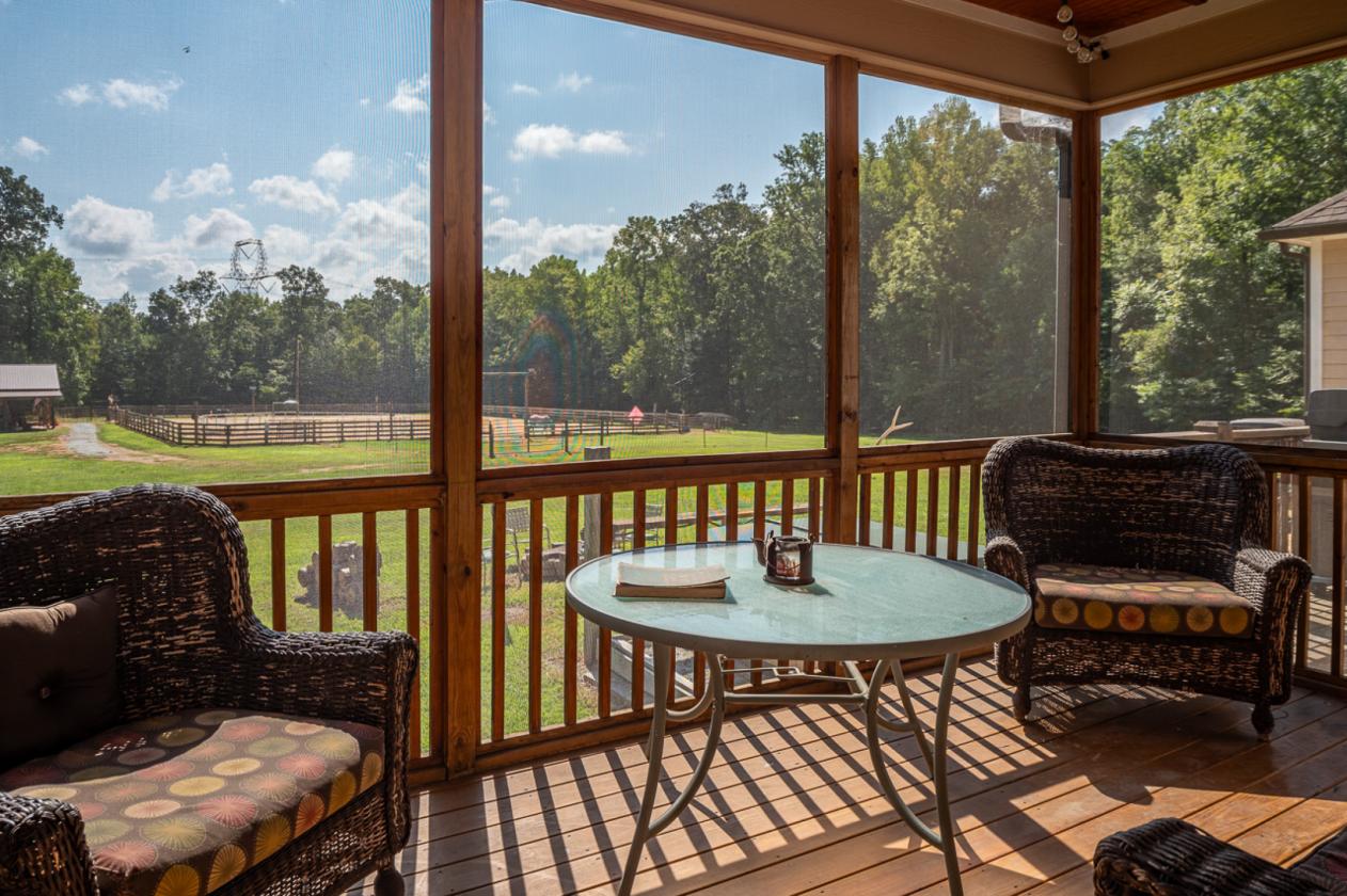 Must SEE Equestrian Property on 25+ acres - photo 6