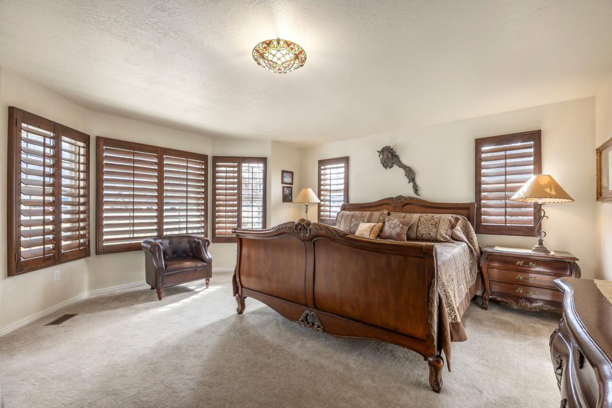 Private Horse Property in the Heart of Draper - photo 11