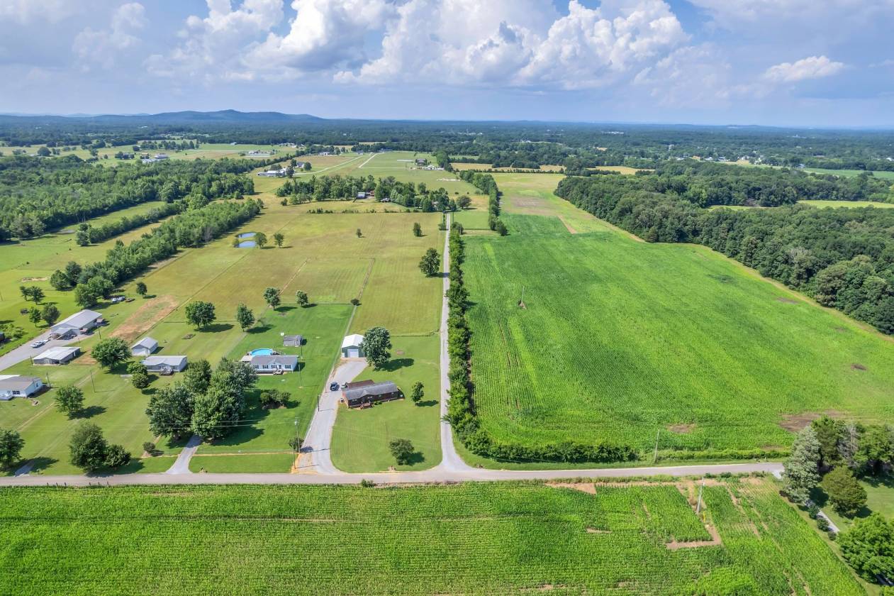 Horse Property for sale.
