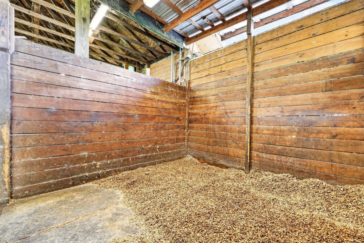 Turnkey 32-Acre Horse Property - photo 4