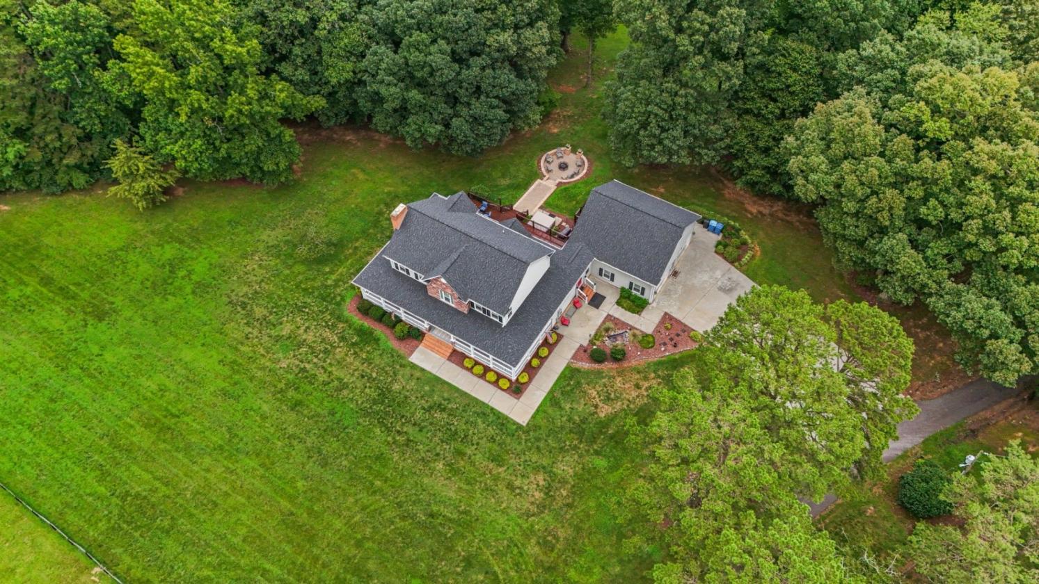 11.5+ acre Horse Farm Captures the American Dream - photo 20