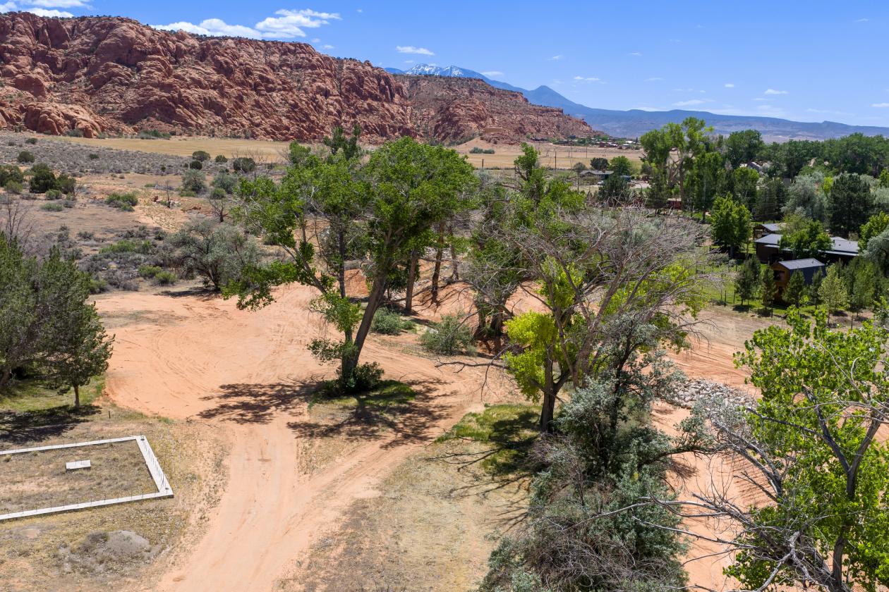 PRIZED AGRICULTURAL ACREAGE IN MOAB - photo 23