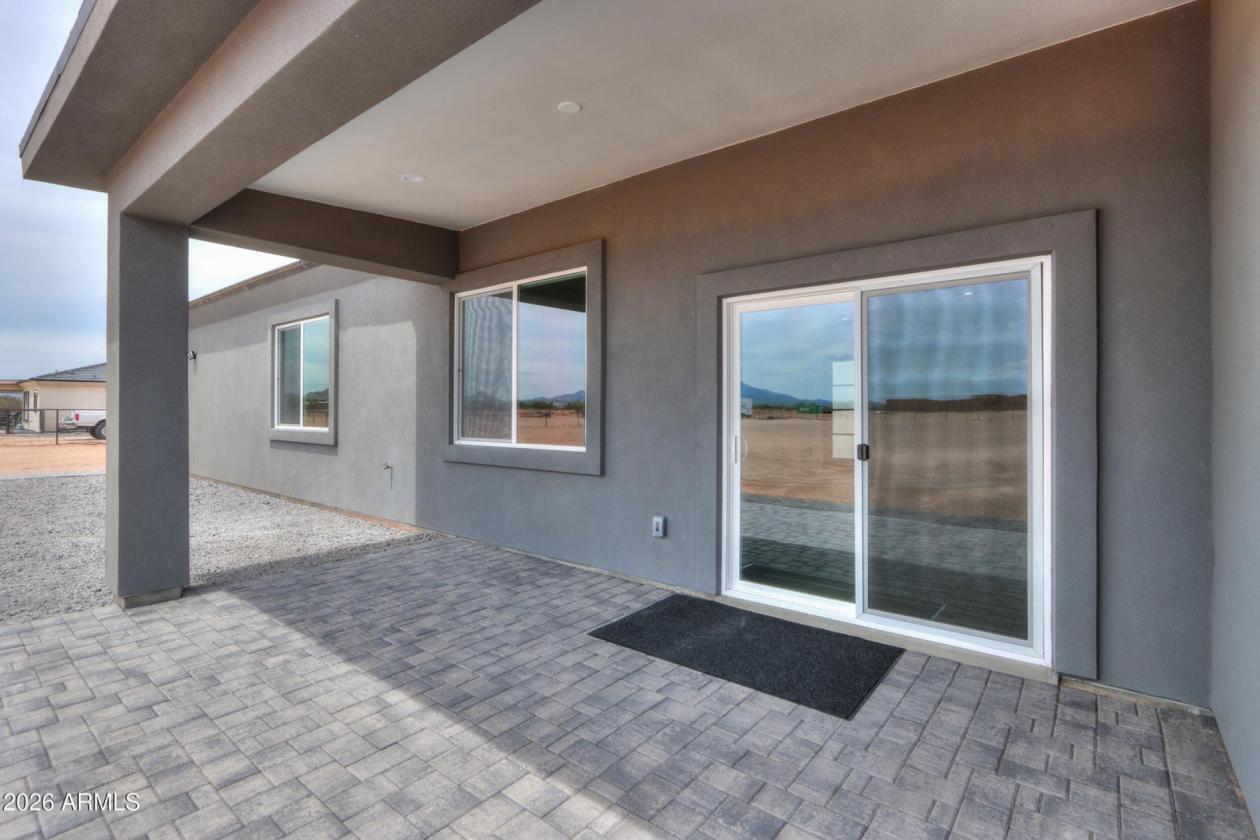 MODERN FARMHOUSE • 1.5 ACRES • NO HOA! - photo 11