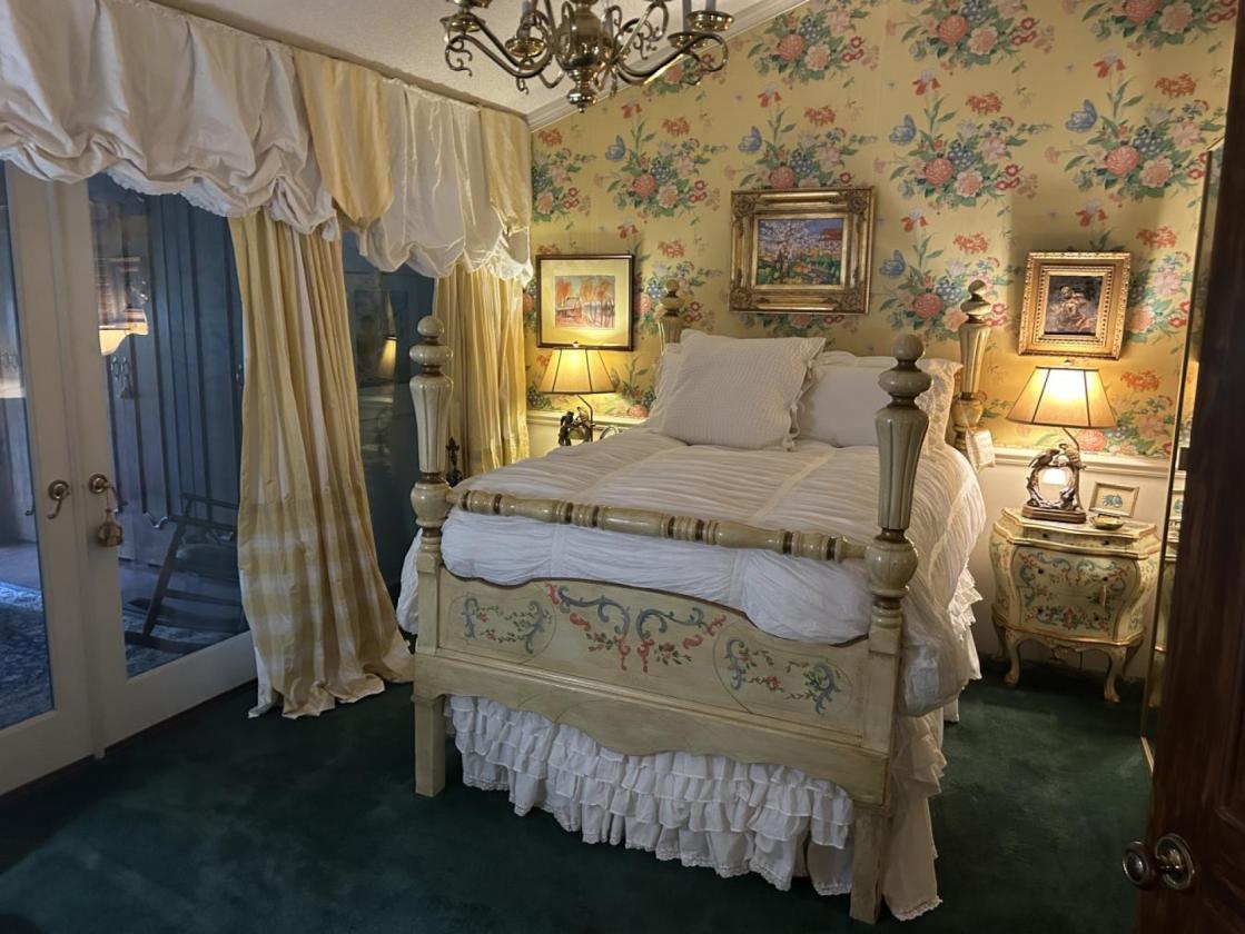 HOME, EVENT AND WEDDING VENUE AND HORSE FARM! - photo 22