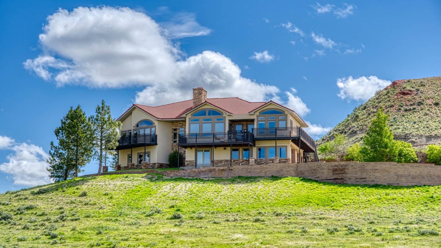 Horse Property for sale.
