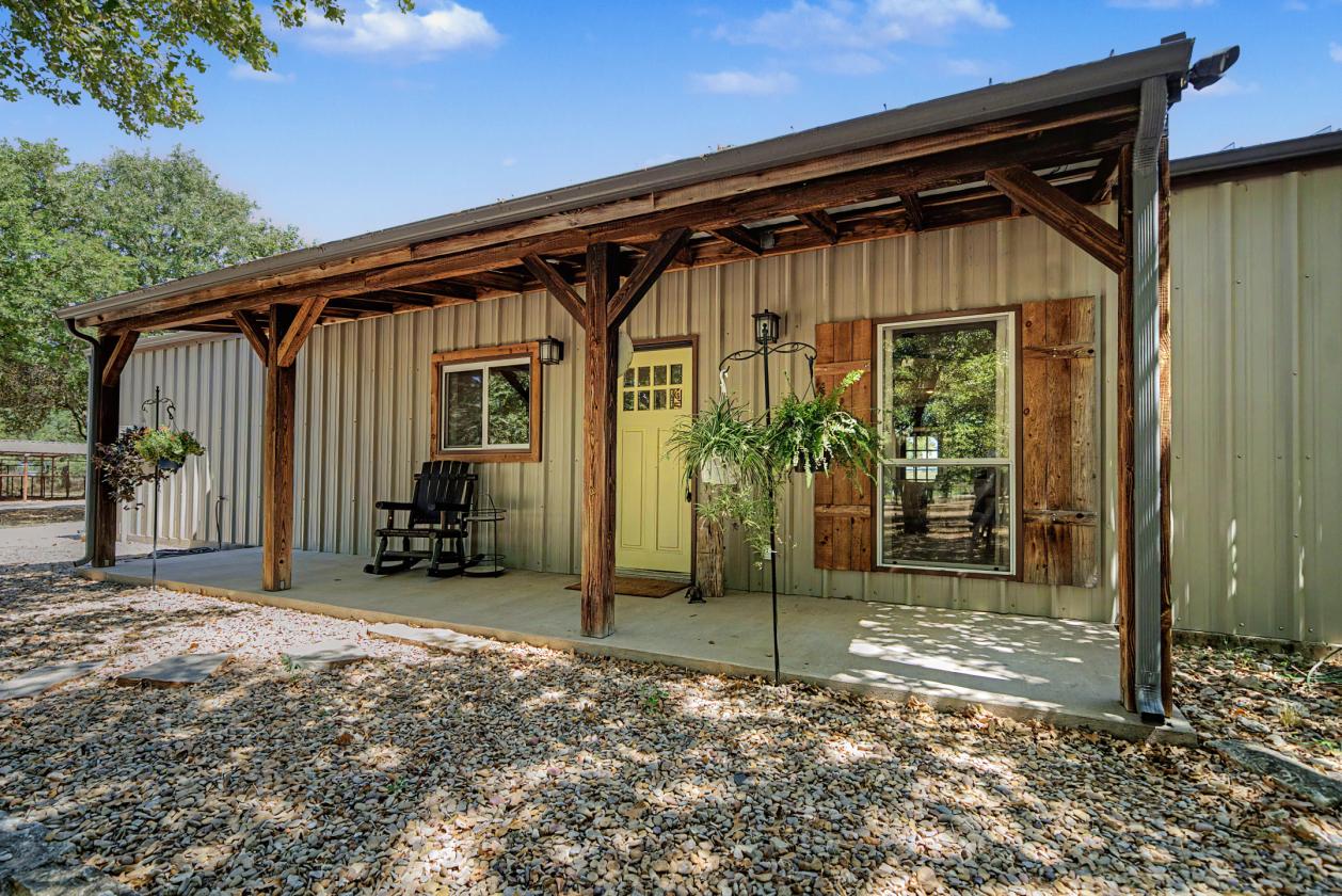 10 Acre Horse Property w/  Barndominium style home - photo 8
