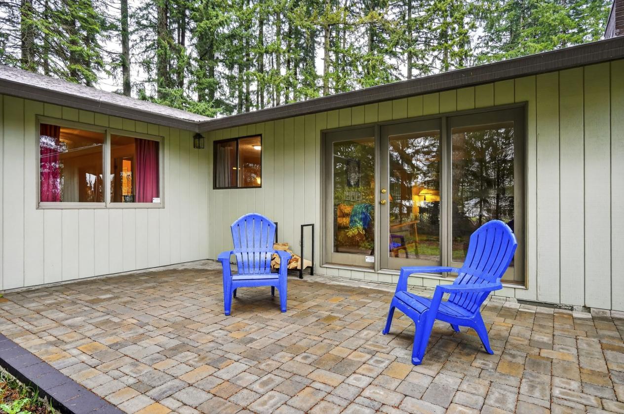 Huge Arena, Ample Pasture & Spacious Home - photo 23