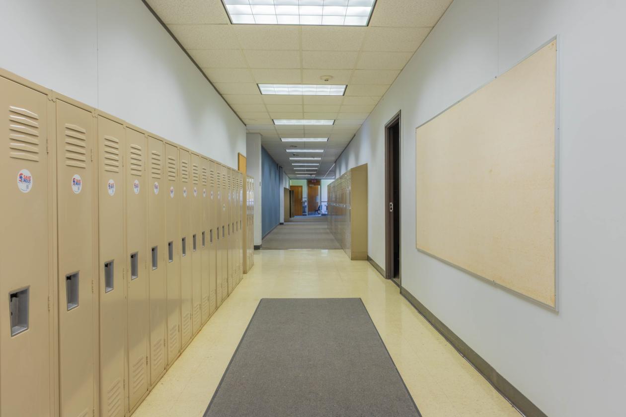 Covered Arena and Rural School on 49 Acres - photo 15