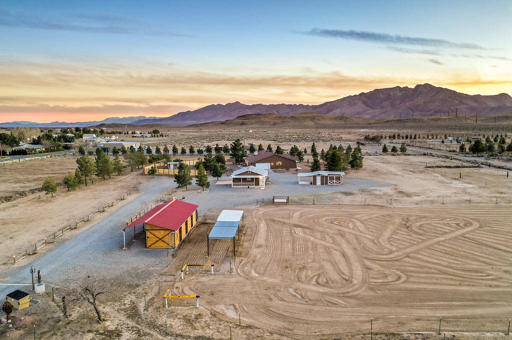 Almost 10 Acres of Pristine Equestrian Property Pahrump, Nye County