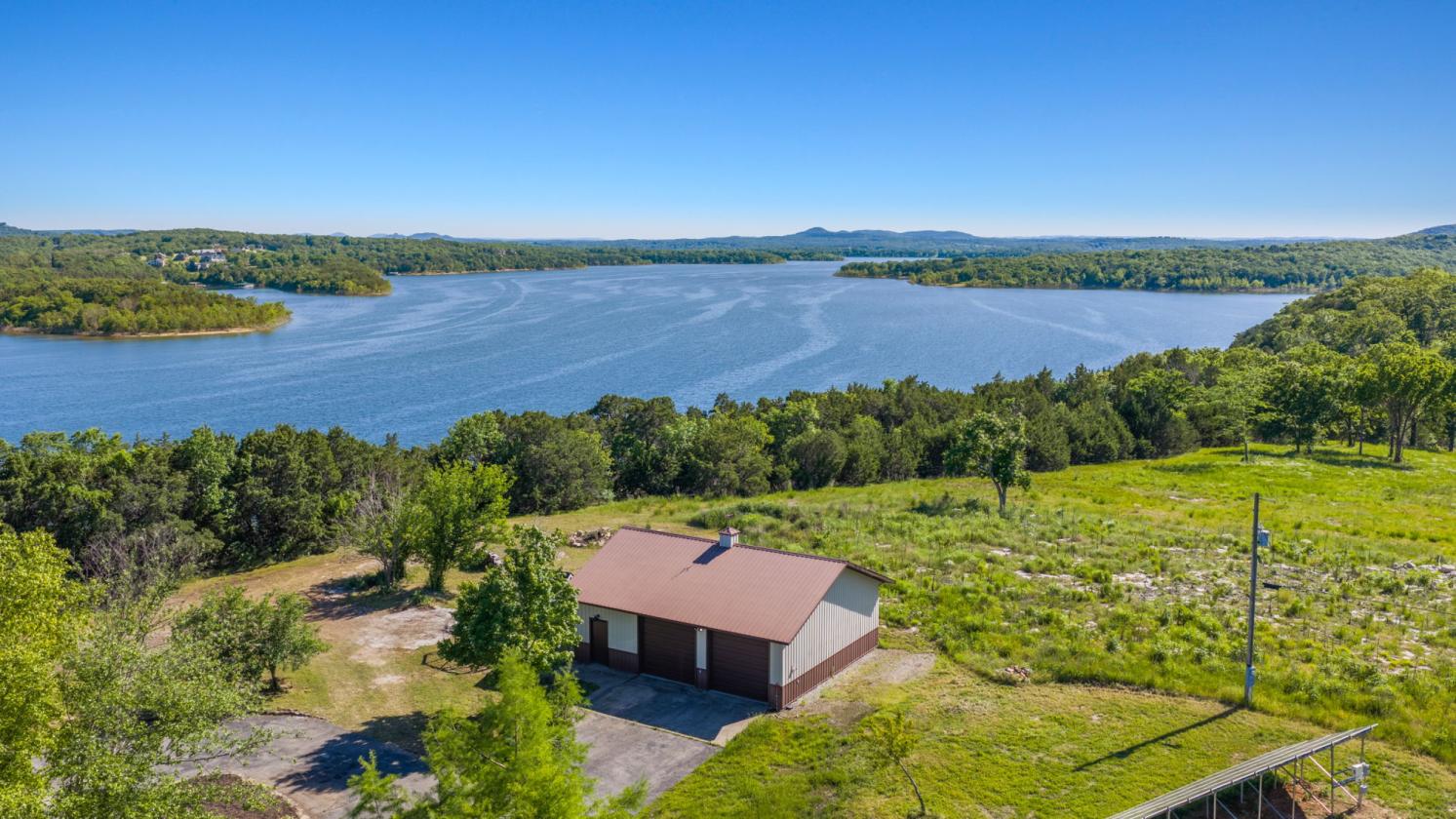 Remodeled Lakefront Horse Property with VIEWS! - photo 25