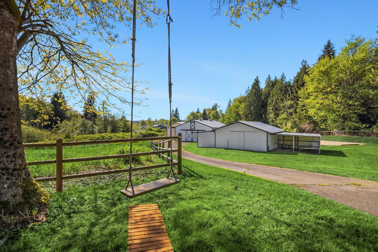 Private 5 Acre Oasis in Monroe, WA - photo 24
