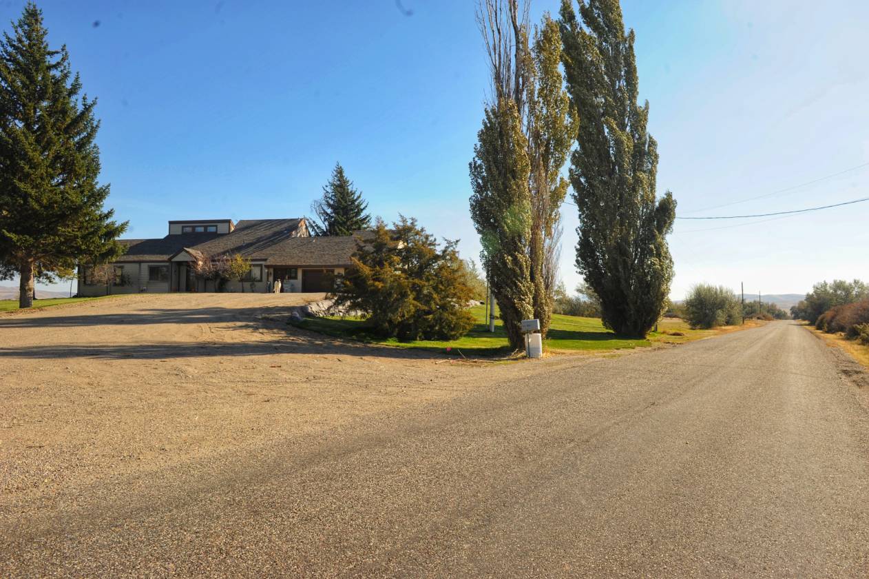 Beautiful Horse Property in Idaho Blackfoot, Bingham County, Idaho
