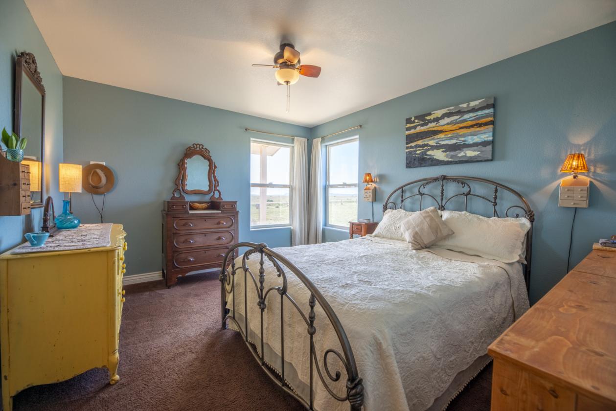 Exquisite Horse Property with Mountain Views - photo 27