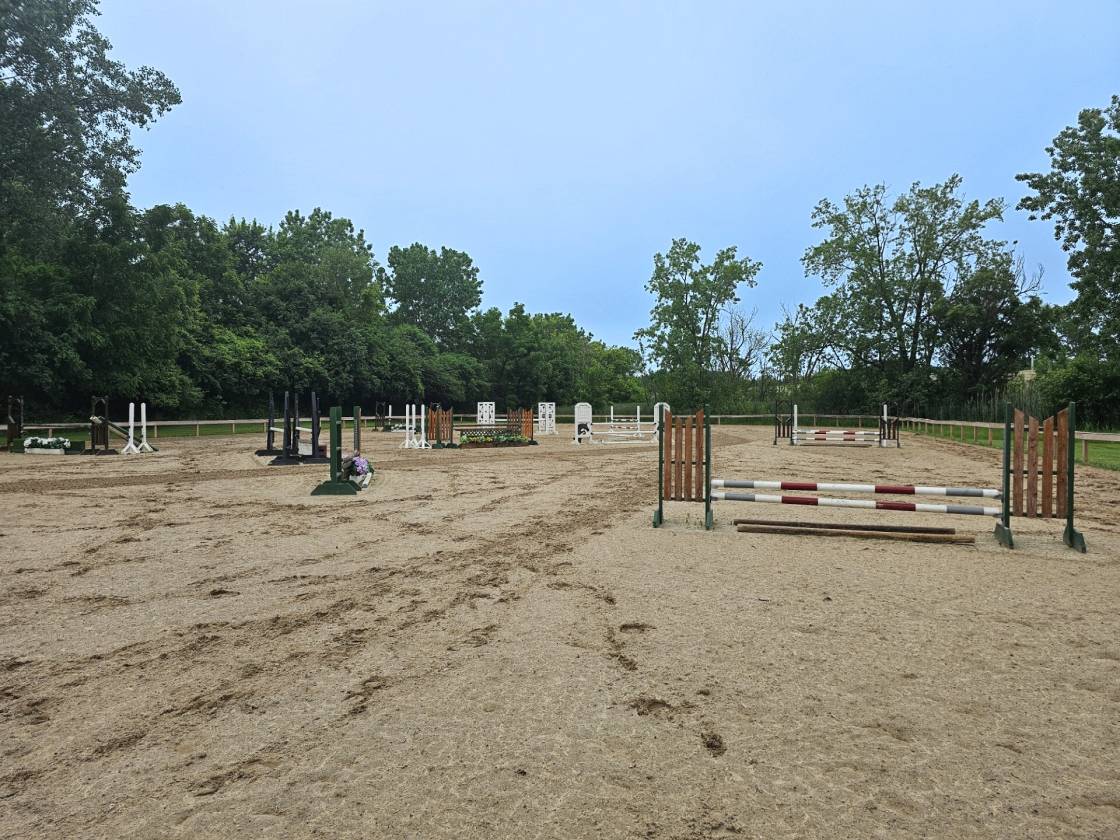 Exceptional 15-Acre Equestrian Facility! - photo 21