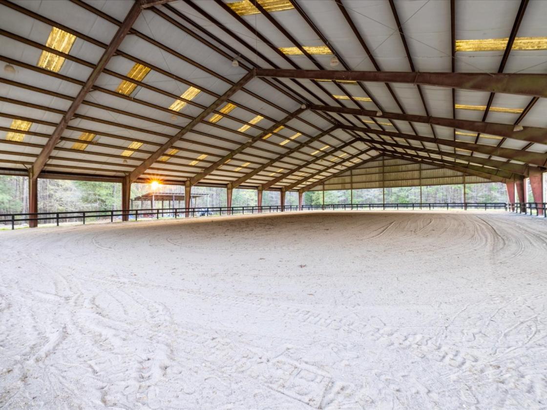 Exceptional Turnkey Equestrian Farm - photo 23