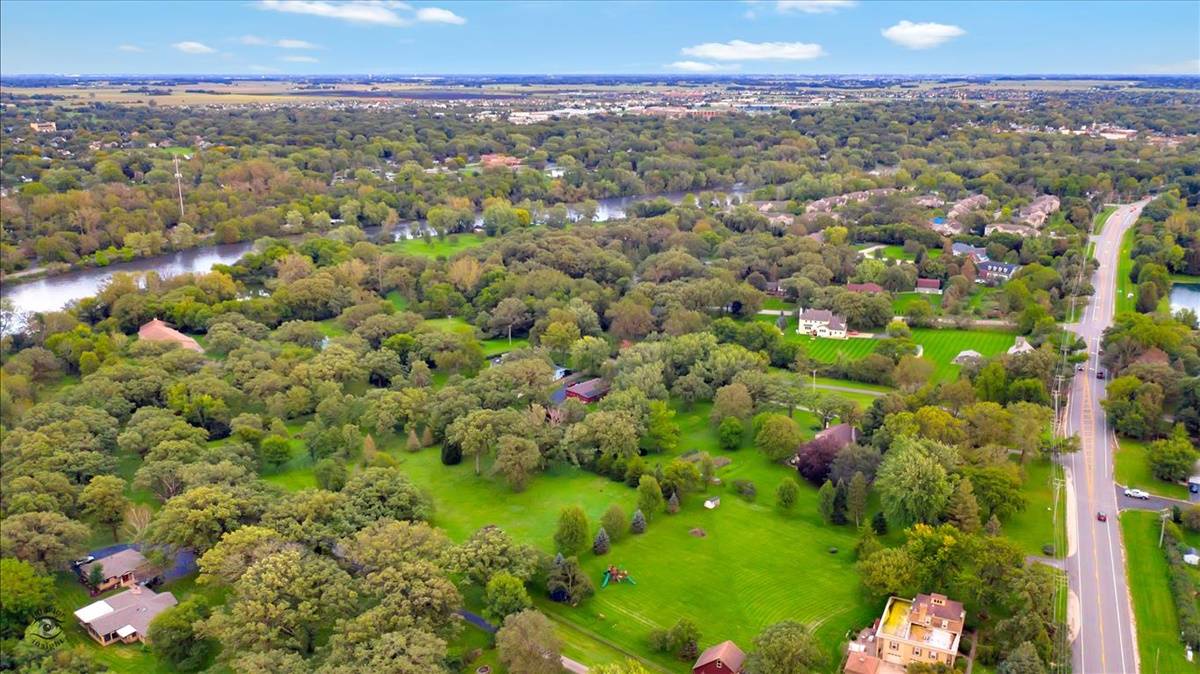 Fox River Front Property near Oswego Illinois Oswego, Kendall County