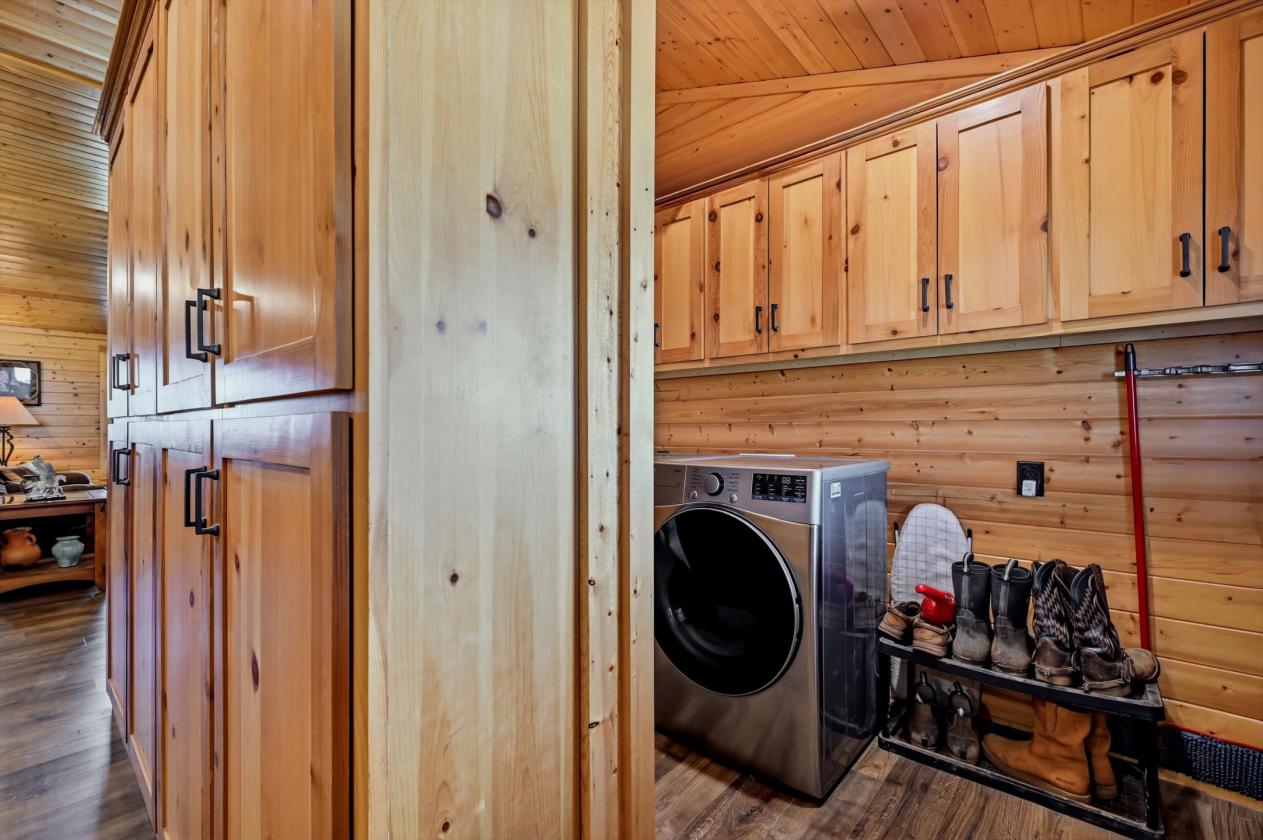 Unique Ranch. Unique Owner. Move-In Ready - photo 24