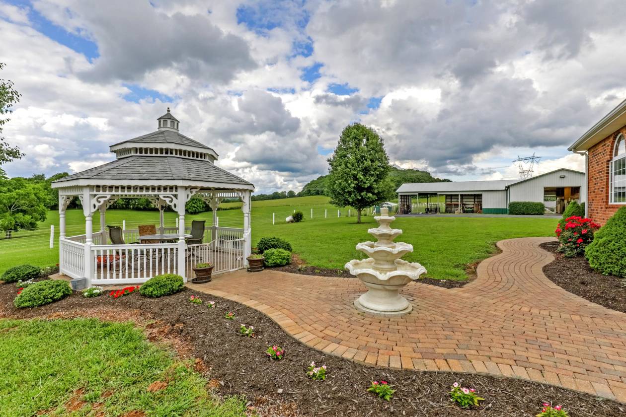 Beautiful Rolling 24 Acre Farm Wartrace, Bedford County, Tennessee