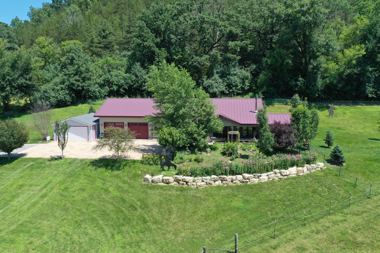 Horse/Hobby Farm on 17 Acres - photo 5