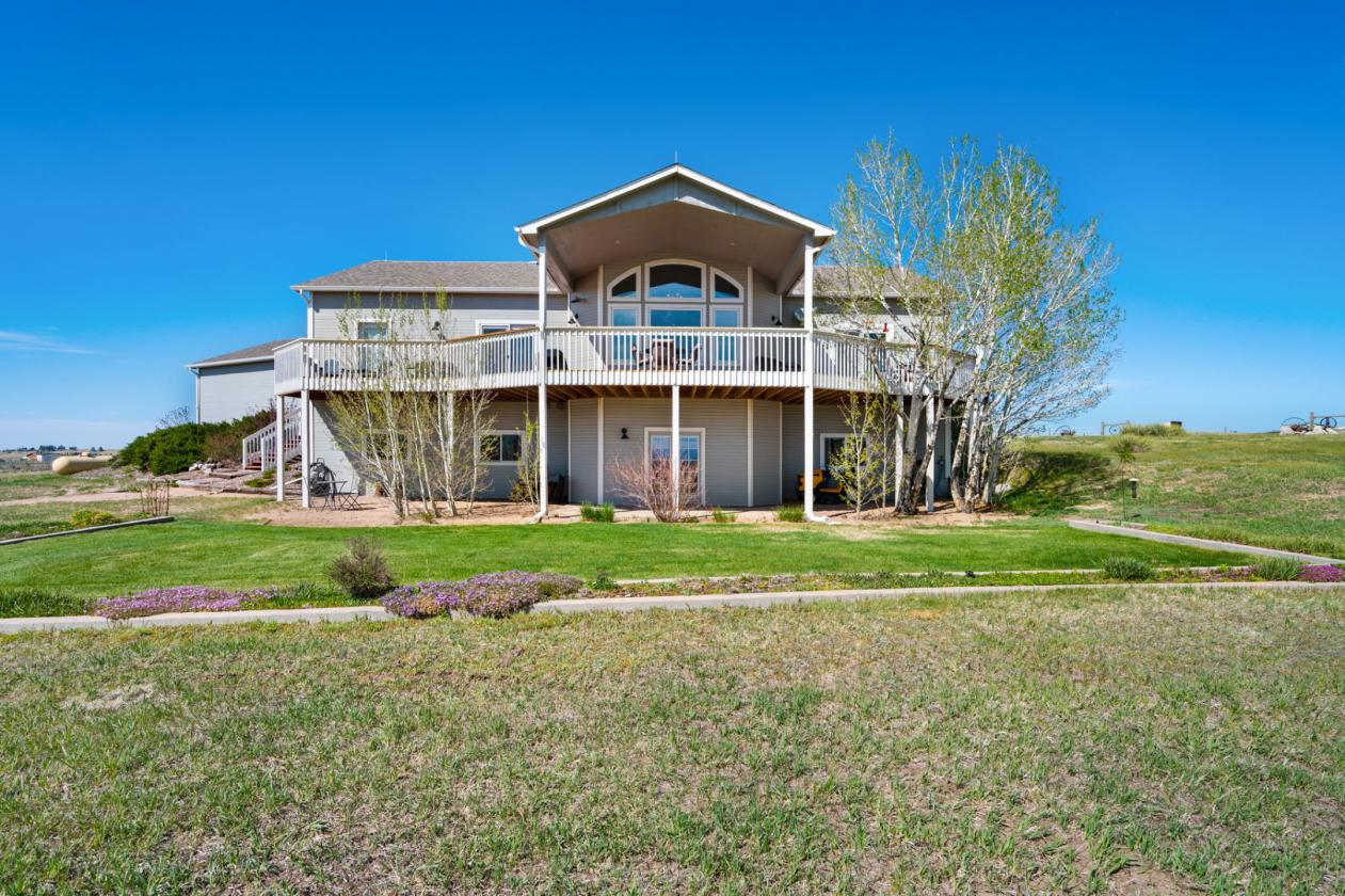 36 Breathtaking Acres w/ 15 Stalls & 3 Arenas - photo 9