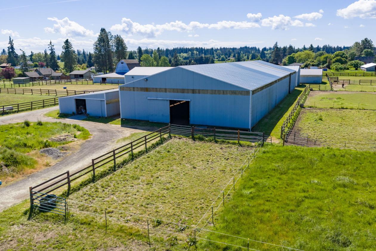 Legacy Boarding Facility w/ 41 Stalls & 2 Arenas - photo 5