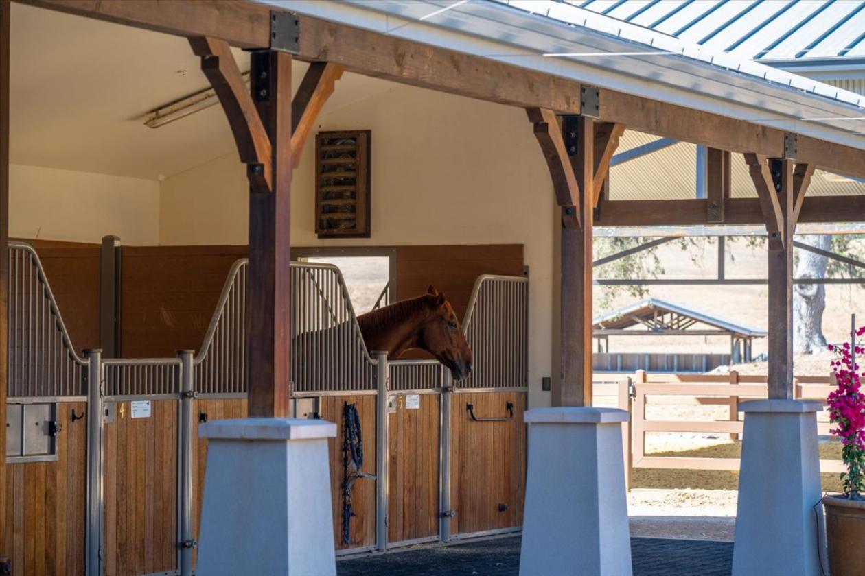 Huasna Valley for the discerning equestrian - photo 8