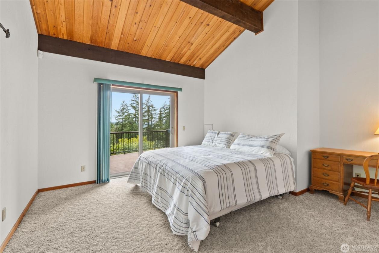 78-Acre Estate with Mountain Views & Orchard - photo 14