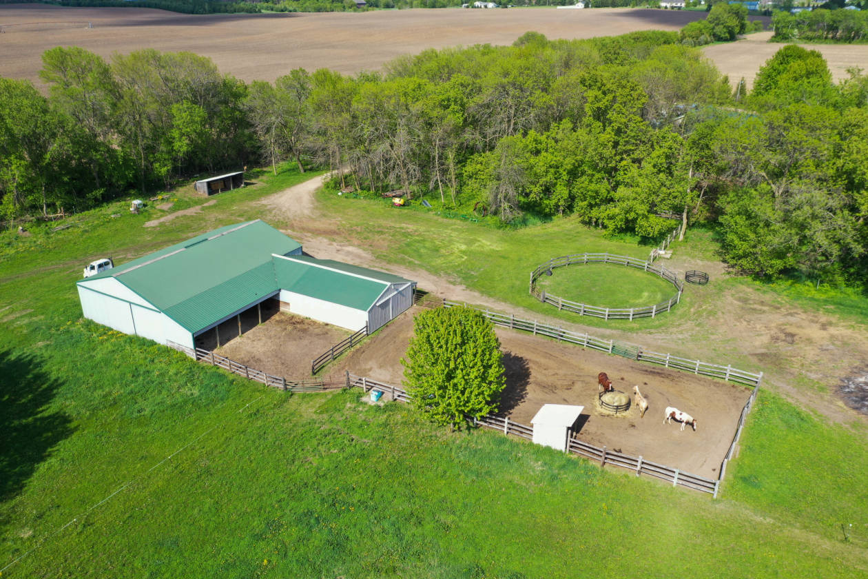 Beautiful Horse Property In Western Wisconsin New Richmond, St Croix