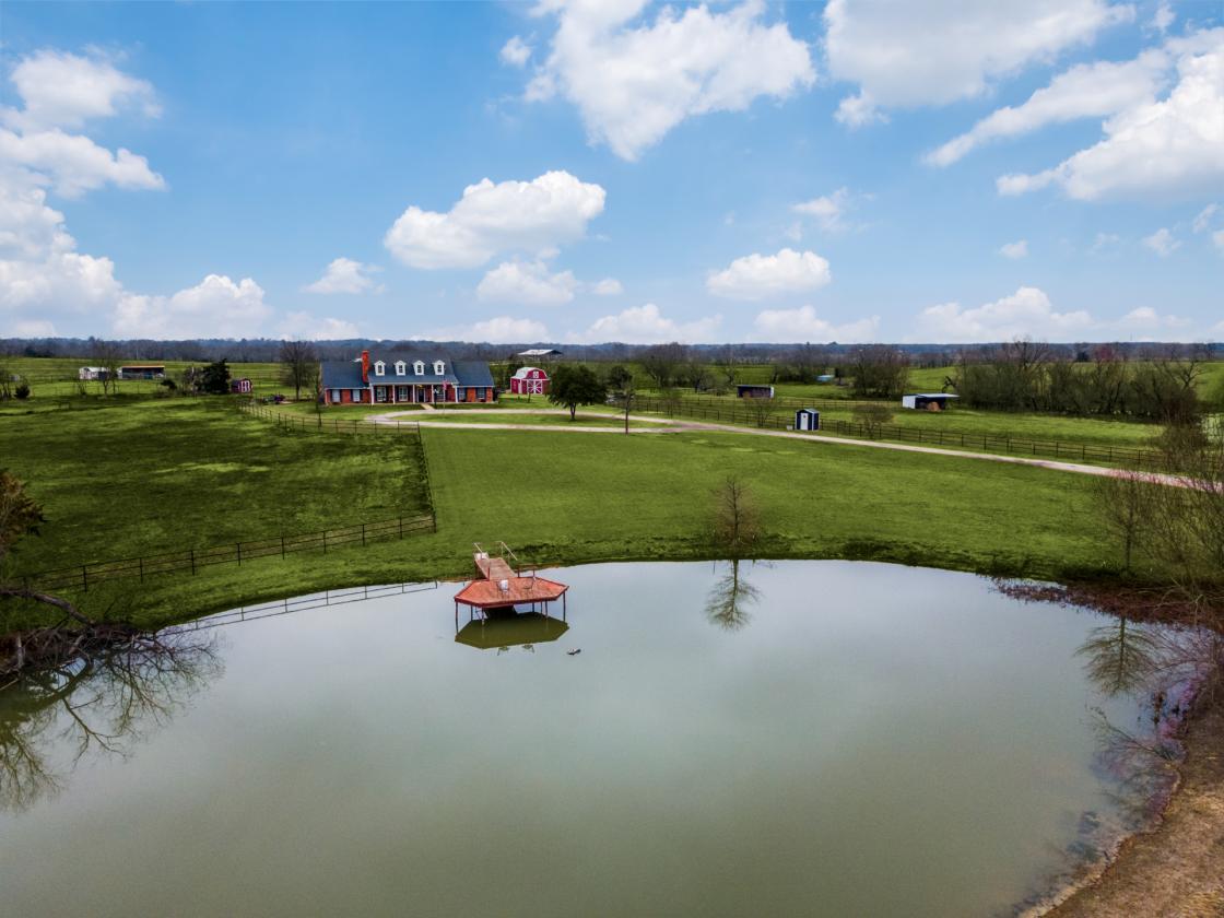 Gorgeous home on 23+ acres, ready for your horses. - photo 28