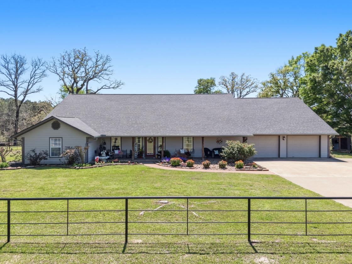 94+ Acres, Two Homes, Barn, Shop, & Pond! - photo 3