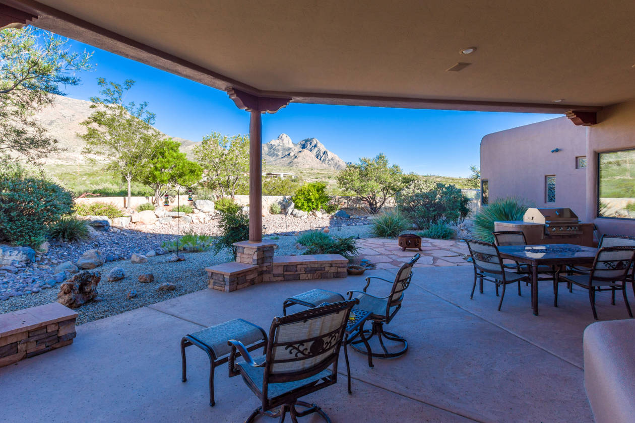 New Mexico Horse Property With AMAZING Riding Opportunities! Las