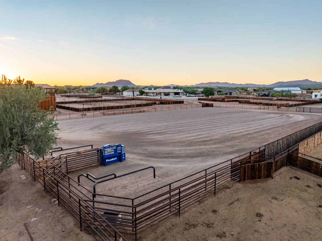 19 Acre Luxury Equestrian Estate - photo 6