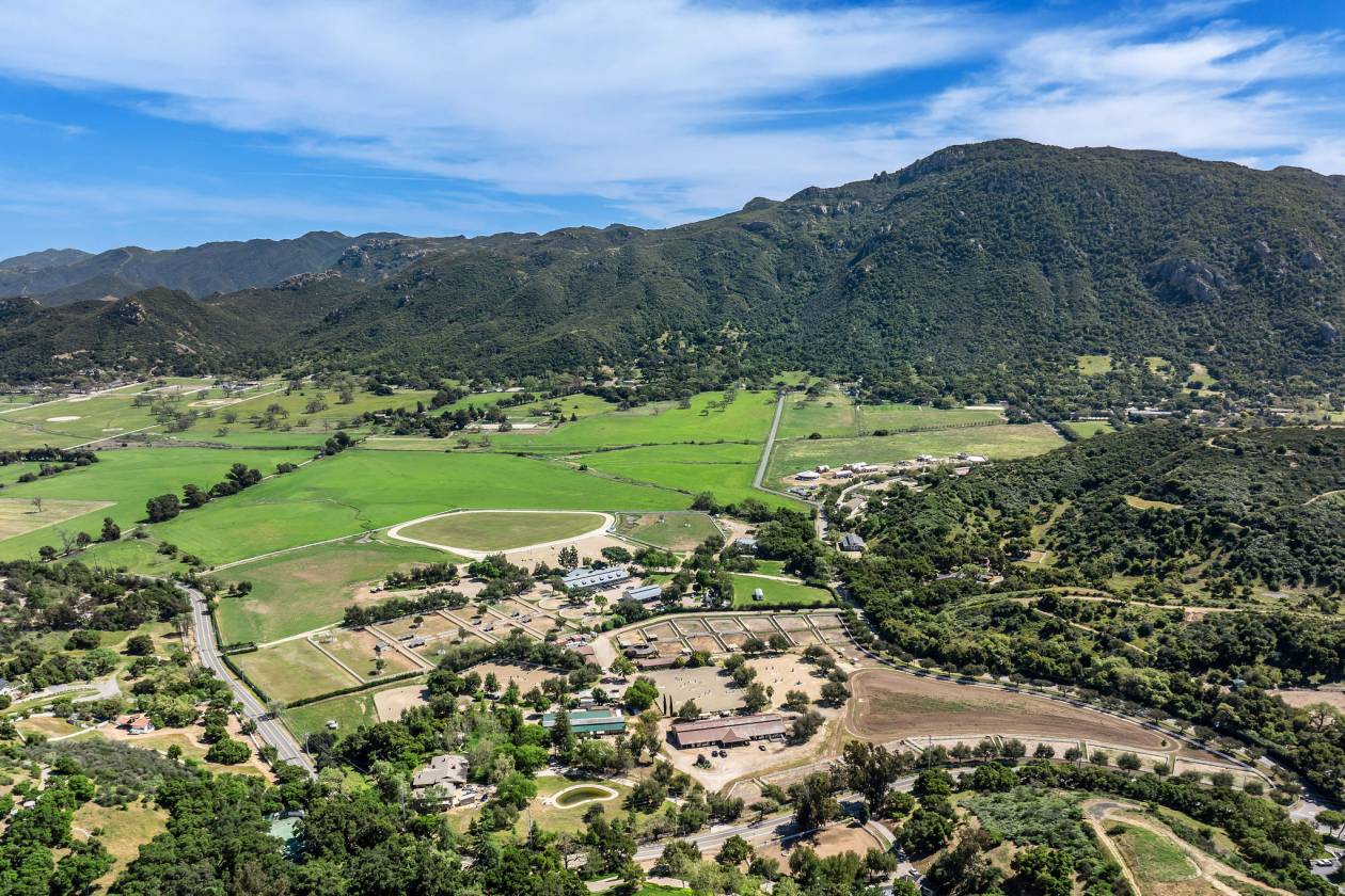 Home & Equestrian Facility-20 Acres-Hidden Valley - photo 9