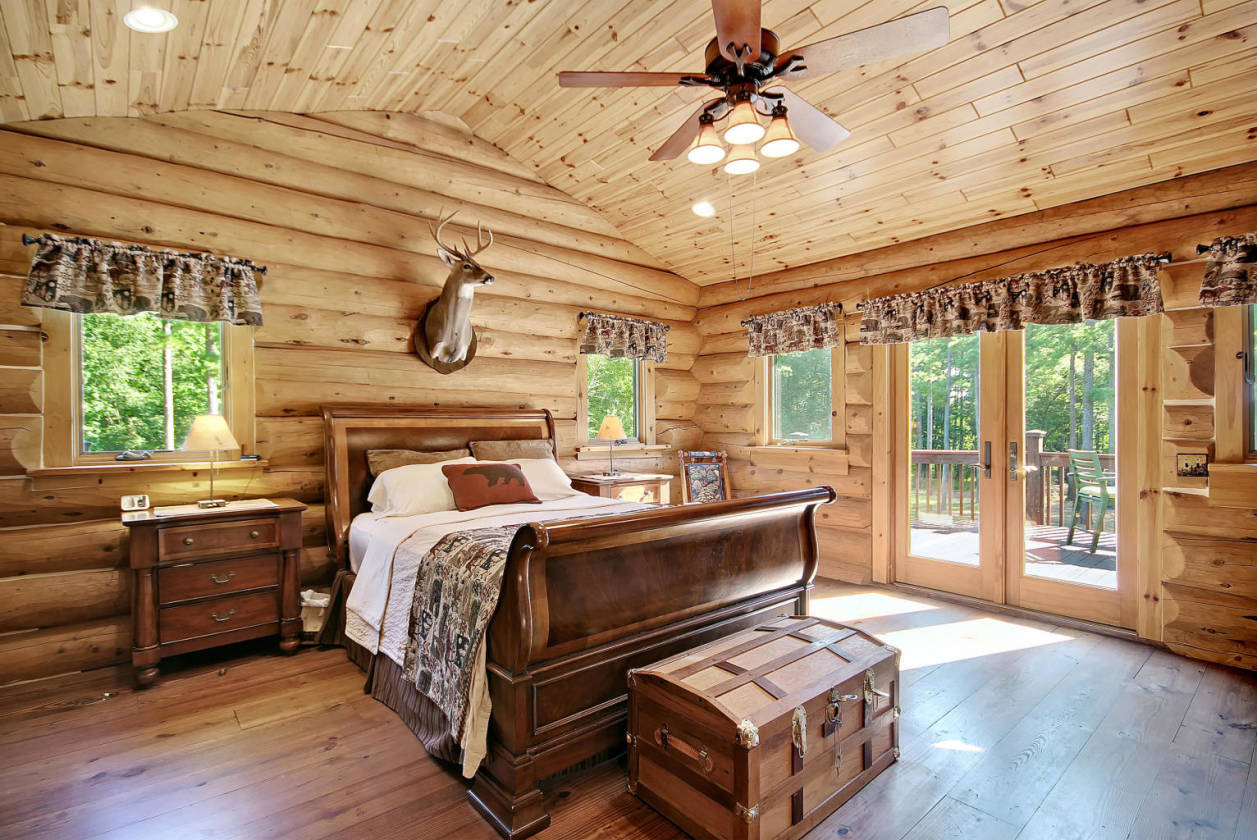 Spectacular log home estate and tree farm Summerville, Berkeley