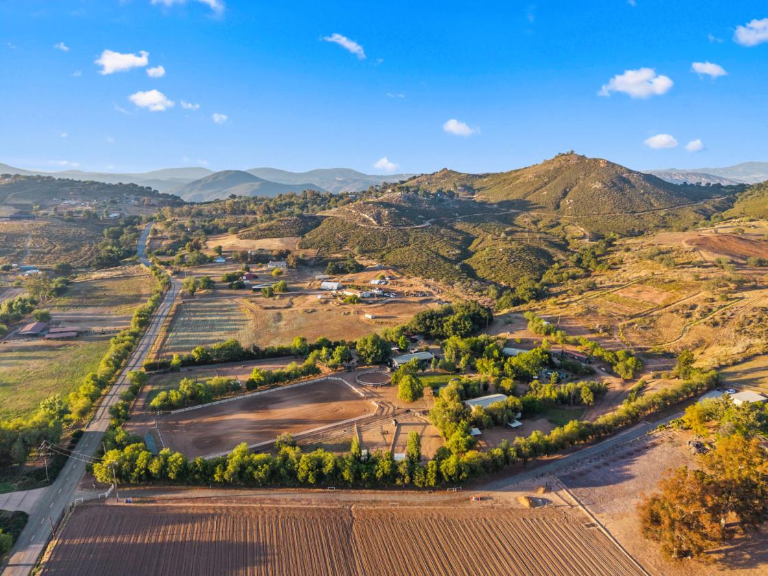 Beautiful 8.02-acre equestrian property - photo 30