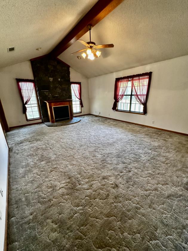 Custom built 1990 Ranch Style Home - Horse Barn - photo 4