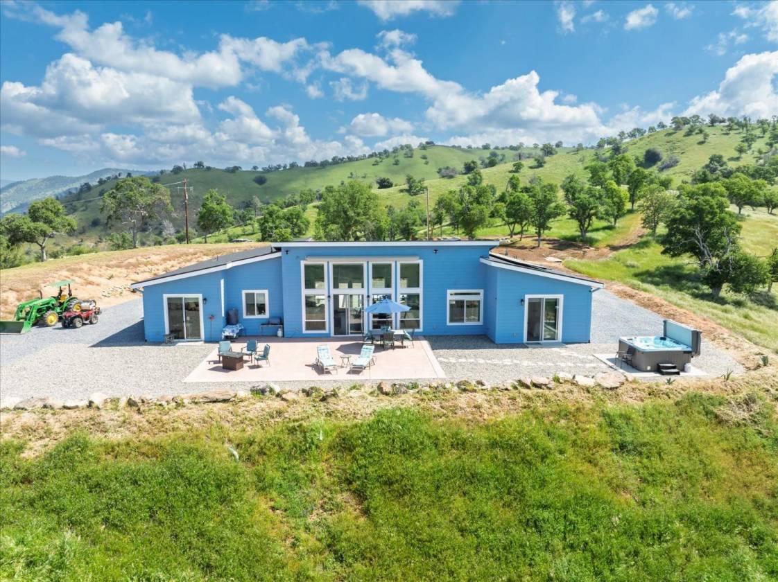 Horse Property for sale.