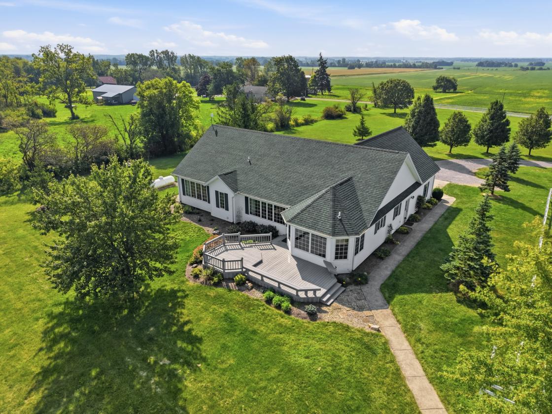 EQUESTRIAN RETREAT ON 10 ACRES - photo 21
