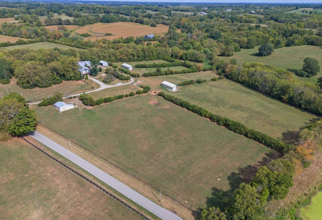 Horse Property for sale.
