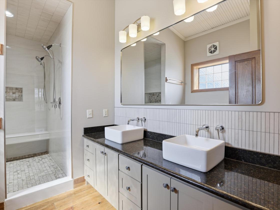 A PROPERTY WITH POSSIBILITIES! - photo 14