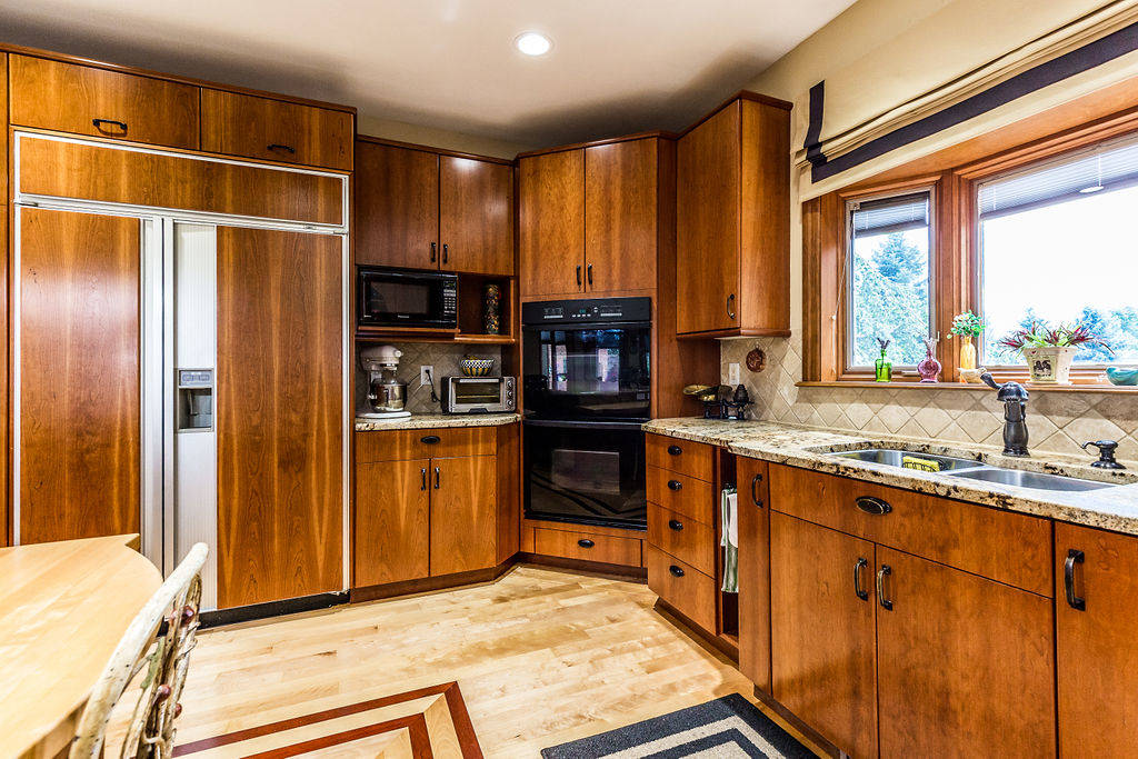 Luxury custom designed home over 11 stunning acres with