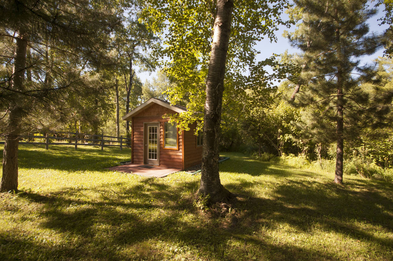 Exceptional Property Wrenshall, MN. Pristine home, Indoor Arena, add'l