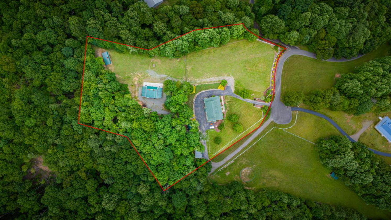 Mountain Home with Horse Barn and 5 Acres - photo 30