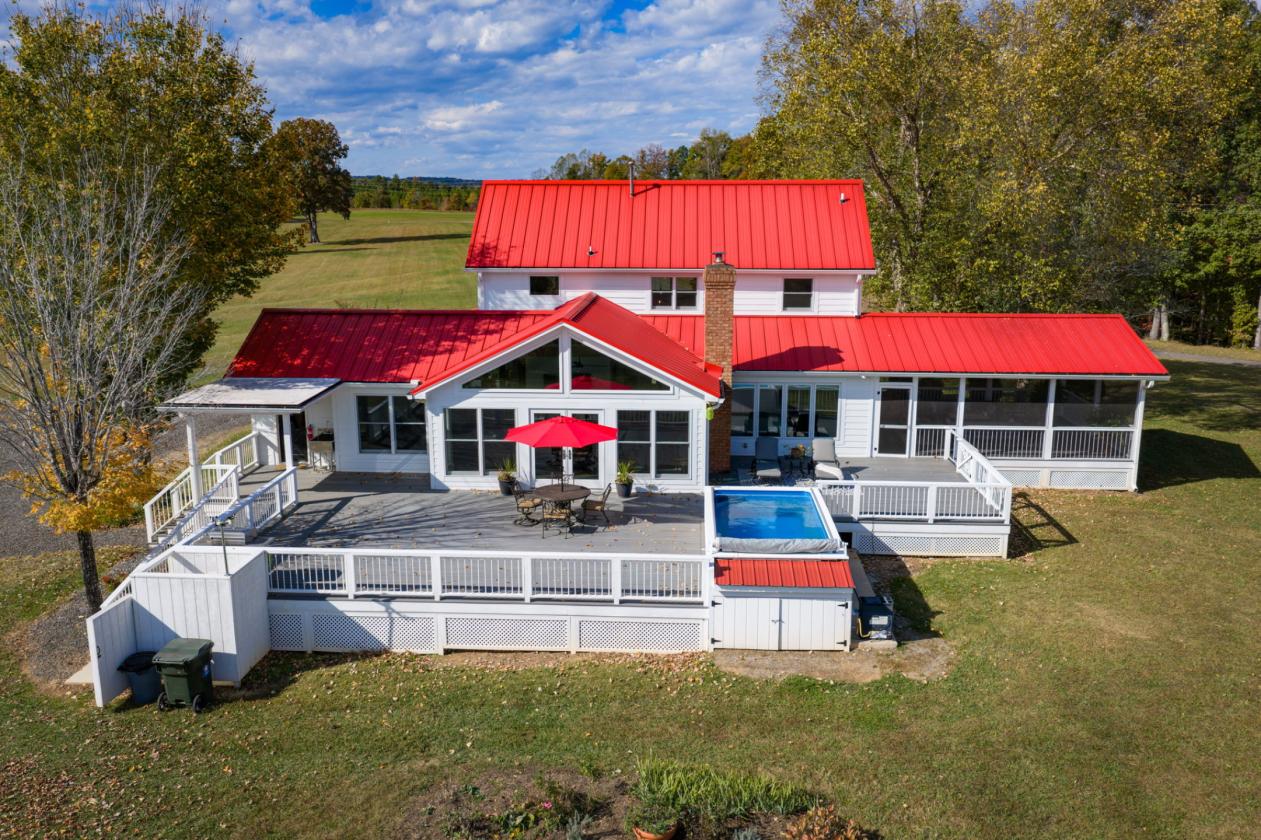 92-Acre Private Estate - Farmhouse & Guest House - photo 17